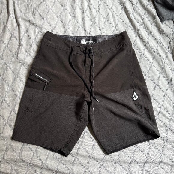 Volcom Lido Heather Mod 20in Board Short - Picture 2 of 6